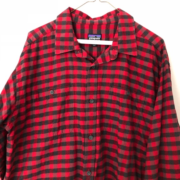 Patagonia red flannel button down - Picture 3 of 5